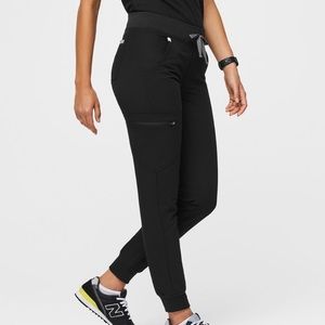 FIGS Zamora Jogger Scrub Pants